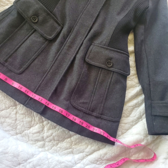 Coat - Picture 2 of 16